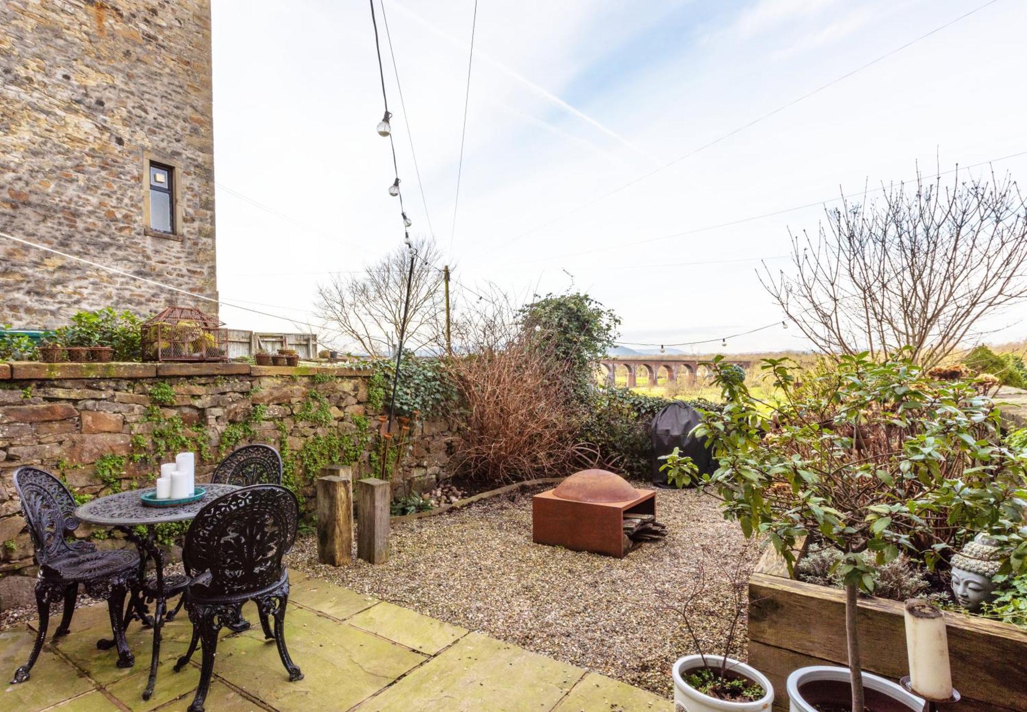 Stunning With A View Over Viaduct